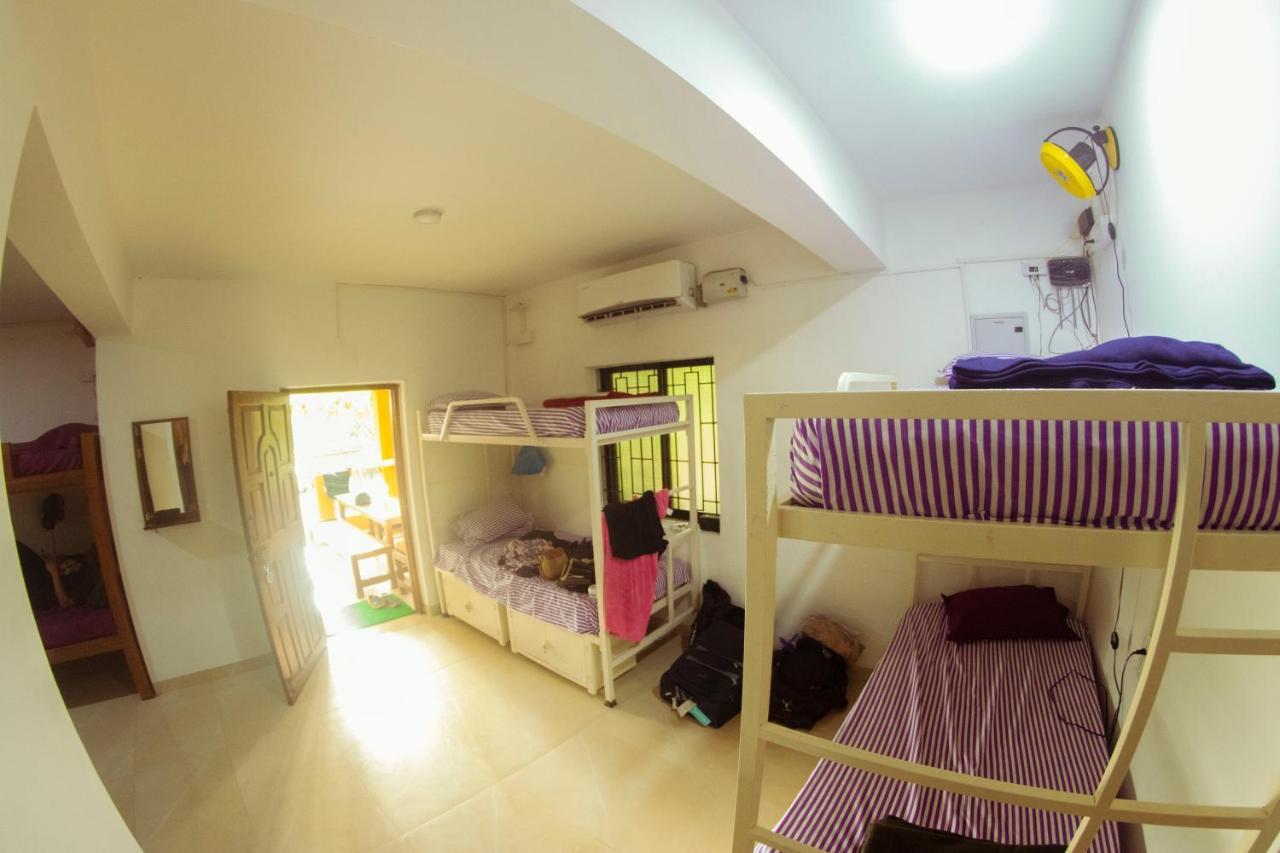 Bonds Hostel Candolim Ngoại thất bức ảnh